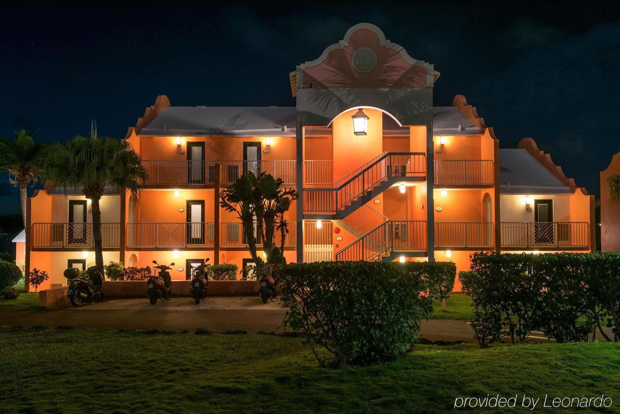 กรอตโต เบย์ บีช รีสอร์ต Hotel Hamilton Parish ภายนอก รูปภาพ